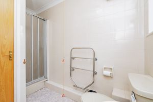 SHOWER ROOM- click for photo gallery